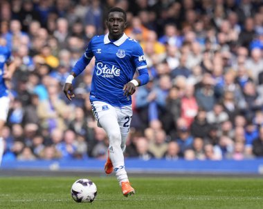 Everton 'dan Idrissa Gueye Premier League maçı sırasında Everton, Nottingham Forest' a karşı Goodison Park, Liverpool, İngiltere, 21 Nisan 202