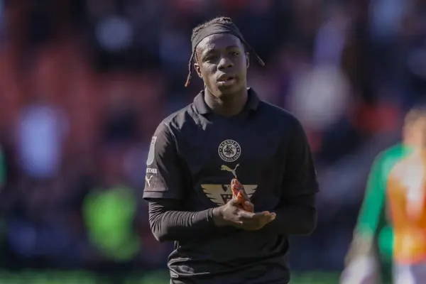 Stock image Fbio Jal of Barnsley applauds the fans after the game during the Sky Bet League 1 match Blackpool vs Barnsley at Bloomfield Road, Blackpool, United Kingdom, 20th April 2024