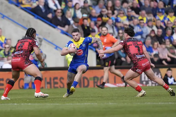 Connor Wrench Warrington Wolves Runs Leigh Leopards Defence Betfred Super Royalty Free Stock Photos