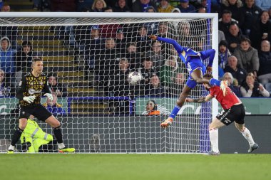 Leicester City 'den Wilfred Ndidi, 23 Nisan 202' de King Power Stadyumu 'nda Leicester City ile Southampton arasındaki Sky Bet Şampiyonası maçında 2-0 berabere kaldı.