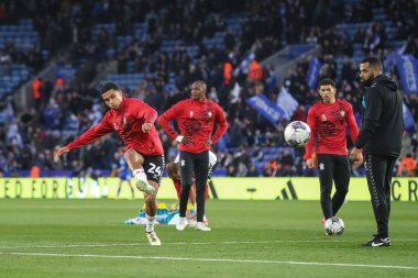 Southampton 'dan Shea Charles maç öncesi ısınma maçında Leicester City, Southampton' a karşı King Power Stadyumu, Leicester, İngiltere, 23 Nisan 202