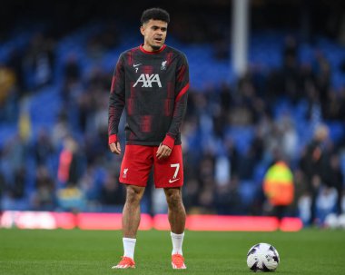 Liverpool 'dan Luis Daz Premier Lig maçı sırasında İngiltere' nin Liverpool kenti Goodison Park 'ta Everton-Liverpool maçında ısınma turunda 24 Nisan 2024