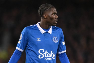 Everton 'dan Amadou Onana Premier Lig maçında Everton, Liverpool' a karşı Goodison Park, Liverpool, 24 Nisan 202
