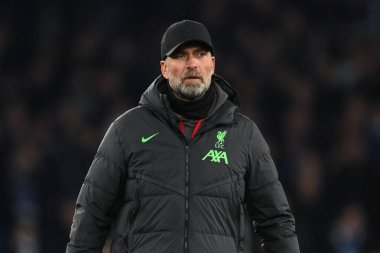 Liverpool 'un üzgün bir Jrgen Klopp teknik direktörü 24 Nisan 2024' te Goodison Park 'ta oynanan Premier League maçında Everton-Liverpool maçında 2-0 kaybettikten sonra
