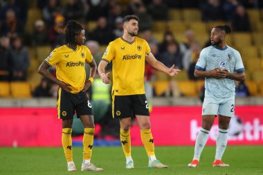 Wolverhampton Wanderers takımının oyuncusu Max Kilman, 24 Nisan 202 'de Molineux, Wolverhampton, Birleşik Krallık' ta oynanan Premier League maçında Wolverhampton Wanderers - Bournemouth maçında tepki gösterdi.