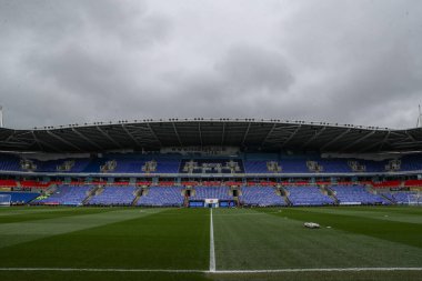 Seçilmiş Araba Kiralama Stadyumu 'nun genel görünümü, 27 Nisan 202' de İngiltere 'deki Seçilmiş Araba Kiralama Stadyumu' nda oynanan ve Blackpool 'a karşı oynanan Sky Bet 1 maçı öncesinde Reading' in evi.