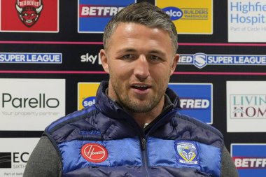 Warrington Wolves 'un baş antrenörü Sam Burgess, 27 Nisan 202' de Salford Community Stadyumu 'nda oynanan Betfred Süper Lig 9. Maçı' nda Salford Red Devils ve Warrington Wolves maçında basına konuştu.