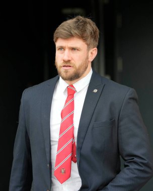 Salford Red Devils takımından Ben Hellewell, 27 Nisan 202 'de Salford Community Stadyumu' nda oynanan Betfred Süper Lig 9. Maçı 'ndan önce stadyuma geldi.