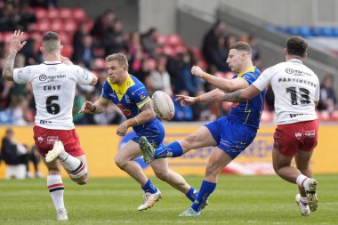 Warrington Wolves takımından George Williams 27 Nisan 202 'de Salford Community Stadyumu' nda oynanan Salford Red Devils vs Warrington Wolves maçında vuruş yaptı.