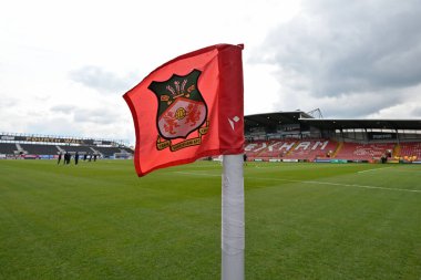 SToK Cae Ras, 27 Nisan 202 tarihinde Wrexham 'a karşı Stockport County, Wrexham, Wrexham' da oynanan Sky Bet Ligi 2 karşılaşması öncesinde genel bir görünüm aldı.