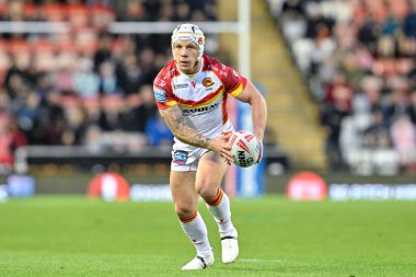 Katalan Ejderhaları 'ndan Theo Fages, Betfred Süper Lig 9. Raundunda Leigh Leopards ile Catalans Dragons maçında Leigh Spor Köyü, Leigh, İngiltere' de 26 Nisan 202 'de maç yaptı.