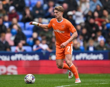 Blackpool 'dan George Byers, 27 Nisan 202' de İngiltere 'nin Reading şehrinde oynanan Blackpool - Seçkin Araba Kiralama Stadyumu' nda oynanan 1.