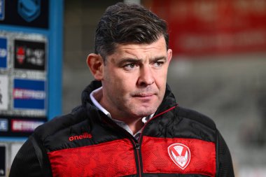 Paul Wellens St. Helens baş antrenörü Betfred Süper Lig 9. Raundu öncesinde St Helens-Huddersfield Giants maçı öncesinde St Helens, St Helens Stadyumu, Birleşik Krallık, 25 Nisan 202