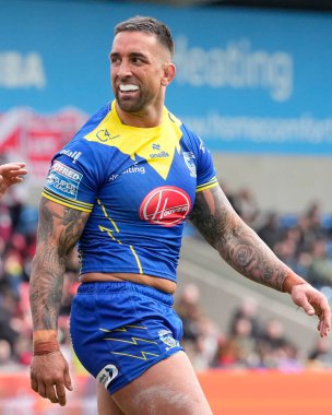 Warrington Wolves takımından Paul Vaughan 27 Nisan 202 'de Salford Red Devils - Warrington Wolves maçında Salford Community Stadyumu, Eccles, İngiltere