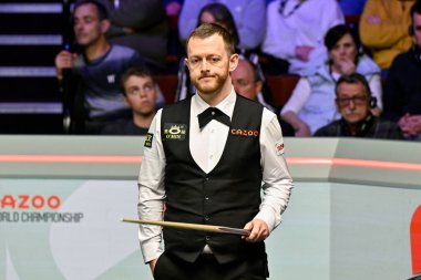 Mark Allen, Cazoo Dünya Şampiyonası 'nda 2024 Crucible Tiyatrosu, Sheffield, Birleşik Krallık' ta 28 Nisan 202 'de atış yaptı.