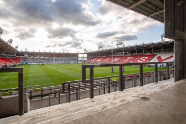 St Helens Stadyumu 'nun genel manzarası, Betfred Süper Lig 9. Raundu öncesinde St Helens-Huddersfield Giants maçı Wicked Stadyumu, St Helens, Birleşik Krallık, 25 Nisan 202