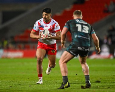 St. Helens 'den James Bell, Betfred Süper Lig 9. Raundunda St Helens - Huddersfield Giants maçı sırasında St Helens Stadyumu, St Helens, Birleşik Krallık' ta 25 Nisan 202 'de mola verdi.