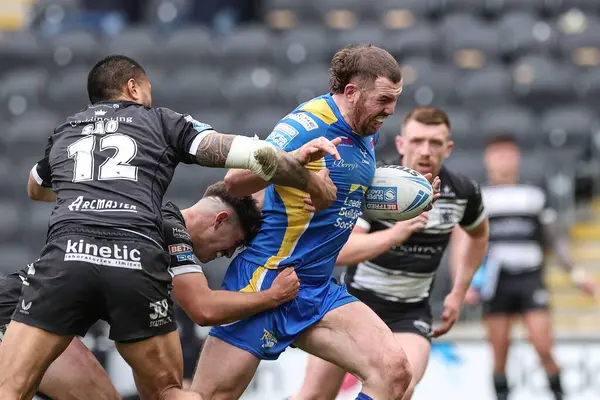 stock image Cameron Smith of Leeds Rhinos goes over for a try to make it 6-14 during the Betfred Super League Round 9 match Hull FC vs Leeds Rhinos at MKM Stadium, Hull, United Kingdom, 28th April 202