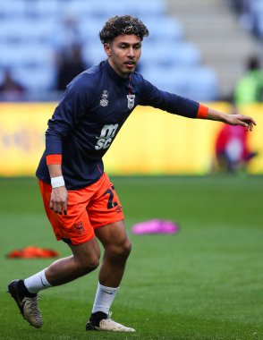 Ipswich Town 'dan Jeremy Sarmiento maç öncesi ısınma maçında Coventry City, Coventry Building Society Arena' da Ipswich Town 'a karşı 30 Nisan 202' de oynanacak.