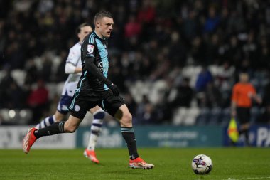 Leicester City 'den Jamie Vardy, Preston North End' in 29 Nisan 202 'de Deepdale, Preston Leicester City' de oynanan Sky Bet Şampiyonası maçında Preston North End golünü atmak için set hazırladı.