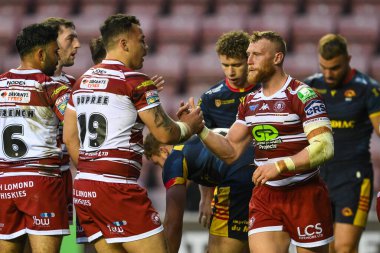 Wigan Warriors takımından Luke Thompson, 2 Mayıs 2024 'te İngiltere' nin Wigan Stadyumu 'nda oynanan 10. 