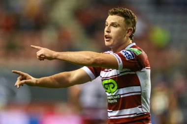 Wigan Warriors 'dan Jai Field, 2 Mayıs 2024' te İngiltere 'nin Wigan Stadyumu' nda oynanan Wigan Warriors - Catalans Dragons maçında takımına talimat verdi. 