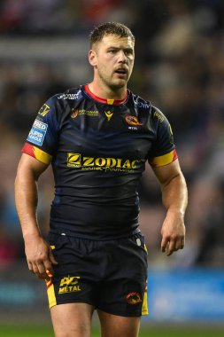 Katalan Ejderhaları 'ndan Bayley Sironen 10. Betfred Süper Ligi karşılaşmasında Wigan Savaşçıları, Wigan Stadyumu' nda Dragons 'a karşı, 2 Mayıs 2024 