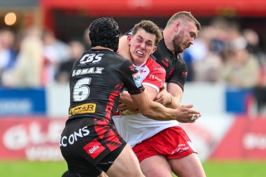 Hull KR 'dan Jack Broadbent, 4 Mayıs 2024' te İngiltere 'nin Hull şehrinde oynanan Sewell Group Craven Park' ta oynanan Betfred Süper Lig 10. Raundunda St. Helens maçında St. Helens 'li Joe Batchelor' a yenildi.