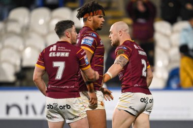 Huddersfield Giants takımından Adam Swift, 3 Mayıs 2024 'te John Smith Stadyumu' nda oynanan Betfred Süper Lig 10. Raundda Huddersfield Giants - Salford Red Devils karşılaşmasını kutluyor.