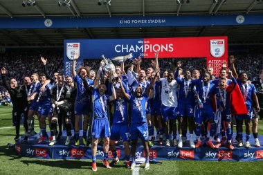 Leicester City, 4 Mayıs 2024 'te King Power Stadyumu' nda Leicester City ve Blackburn Rovers maçından sonra şampiyonluk kupasını kaldırdı.