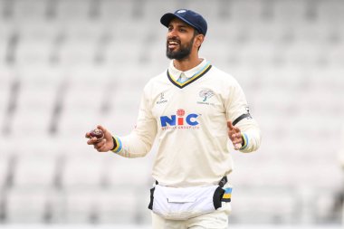 Yorkshire 'dan Shan Masood, Vitality County Şampiyonası 2. Maç Yorkshire Glamorgan' a karşı Headingley Cricket Ground, Leeds, İngiltere, 3 Mayıs 2024