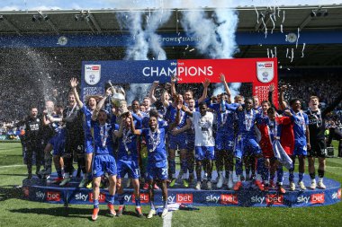Leicester City, 4 Mayıs 2024 'te King Power Stadyumu' nda Leicester City ve Blackburn Rovers maçından sonra şampiyonluk kupasını kaldırdı.
