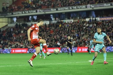 Barnsley 'li Adam Phillips, 3 Mayıs 2024' te Oakwell, Barnsley, Birleşik Krallık 'ta oynanan Sky Bet 1 Promotion Play-off' ta yarı final ilk ayak maçında Bolton Wanderers 'a karşı.