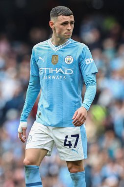 Manchester City 'den Phil Foden Premier League maçı sırasında Manchester City ile Wolverhampton Wanderers arasında Etihad Stadyumu, Manchester, İngiltere, 4 Mayıs 2024