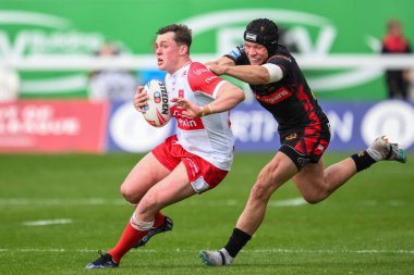 Hull KR takımından Jack Broadbent, 4 Mayıs 2024 'te İngiltere' nin Hull kentindeki Sewell Group Craven Park 'ta oynanan Betfred Süper Lig 10. Raundunda Jonny Lomax' a karşı oynamıştır.