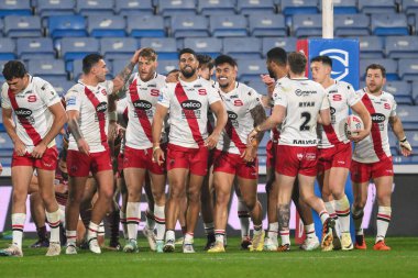 Salford Red Devils takımından Nene Macdonald, 3 Mayıs 2024 'te İngiltere' nin Huddersfield Stadyumu 'nda oynanan 10.