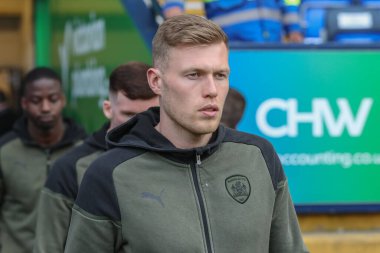 Barnsley 'den Sam Cosgrove, 7 Mayıs 2024' te İngiltere 'nin Bolton Stadyumu' ndaki Bolton Wanderers-Barnsley maçında Sky Bet Ligi 1 play-off yarı final maçına geldi.