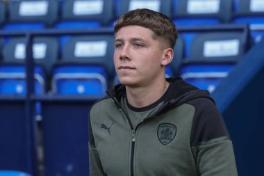 Barnsley 'den Aiden Marsh, 7 Mayıs 2024' te İngiltere 'nin Bolton Stadyumu' ndaki Bolton Wanderers-Barnsley maçında Sky Bet 1 play-off yarı final maçına geldi.