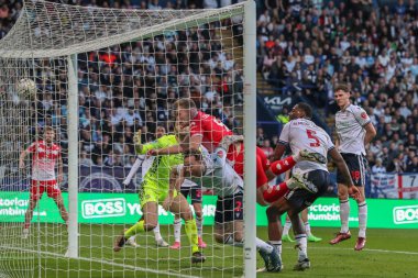 Barnsley 'den Sam Cosgrove, 7 Mayıs 2024' te İngiltere 'nin Toughsheet Community Stadyumu' nda Bolton Wanderers 'ın Barnsley' e karşı oynadığı yarı final yarı final maçında 1-0 berabere kaldı.