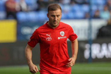 Maç öncesi ısınma maçında Barnsley 'den Herbie Kane, Sky Bet 1 play-off' larda yarı final ikinci ayak karşılaşmasında Bolton Wanderers ile Toughsheet Community Stadyumu, Bolton, Birleşik Krallık, 7 Mayıs 2024