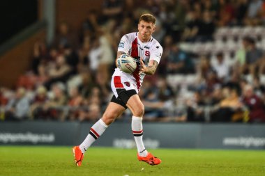 Salford Red Devils takımından Marc Sneyd, 10 Mayıs 2024 'te Leigh Spor Köyü' nde oynanan 11. Betfred Süper Lig karşılaşmasında Leigh Leopards 'a karşı Salford Red Devils' i yendi. 