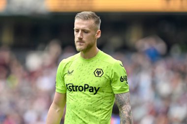 Wolverhampton Wanderers 'dan Daniel Bentley, Premier League maçı sırasında Wolverhampton Wanderers, Molineux, Wolverhampton' da Crystal Palace 'a karşı, 11 Mayıs 2024 