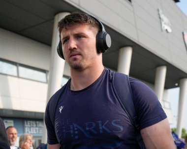Sale Sharks 'ın yan kanadı Ben Curry, Gallagher Premiership maçından önce Salford Community Stadyumu' nda Sale Sharks ve Leicester Tigers maçına geldi. 