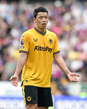 Wolverhampton Wanderers 'dan Hwang Hee-Chan, Premier Lig maçı sırasında Wolverhampton Wanderers, Molineux, Wolverhampton' daki Crystal Palace 'a karşı, 11 Mayıs 2024 