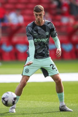 Chelsea 'den Cole Palmer Premier Lig karşılaşması öncesinde Nottingham Forest Chelsea' ye karşı 11 Mayıs 2024 'te City Ground, Nottingham, İngiltere' de oynanan maç öncesi ısınma maçında