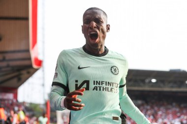 Chelsea 'li Nicolas Jackson, Nottingham Forest' ın Chelsea 'ye karşı oynadığı Premier Lig maçında 11 Mayıs 2024' te Nottingham City Ground, İngiltere 'de 2-3' lük galibiyet golünü kutluyor.