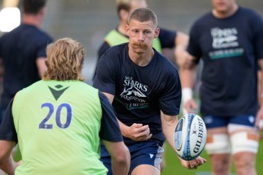 Satış köpekbalığı merkezi Rob Du Preez Gallagher Premiership maçından önce ısınıyor Salford Halk Stadyumu, Eccles, İngiltere, 10 Mayıs 2024 'te Sale Sharks - Leicester Tigers maçından önce 
