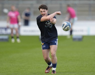 Sale Sharks Raffi Quirke Gallagher Premiership maçından önce ısınıyor Salford Halk Stadyumu 'nda Satış Köpekbalıkları Leicester Kaplanlarına karşı, Eccles, İngiltere 10 Mayıs 2024 