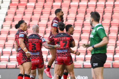 Leigh Leopards takımından Umyla Hanley, 10 Mayıs 2024 'te Leigh Spor Köyü' nde oynanan Betfred Süper Lig 11. Raundunda Leigh Leopards - Salford Red Devils karşılaşmasını kutluyor. 