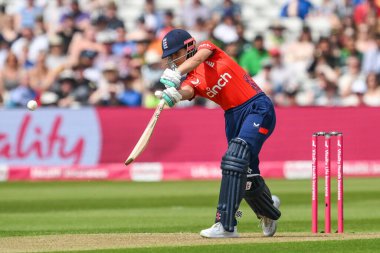 İngiltere 'den Maia Bouchier, İngiltere' nin 11 Mayıs 2024 'te Edgbaston, Birmingham' da Pakistan 'a karşı oynadığı 1. 